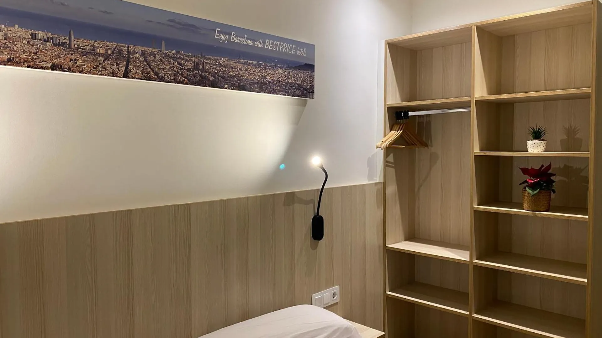 Vendégház Hostal Bestprice Barcelona Stadium